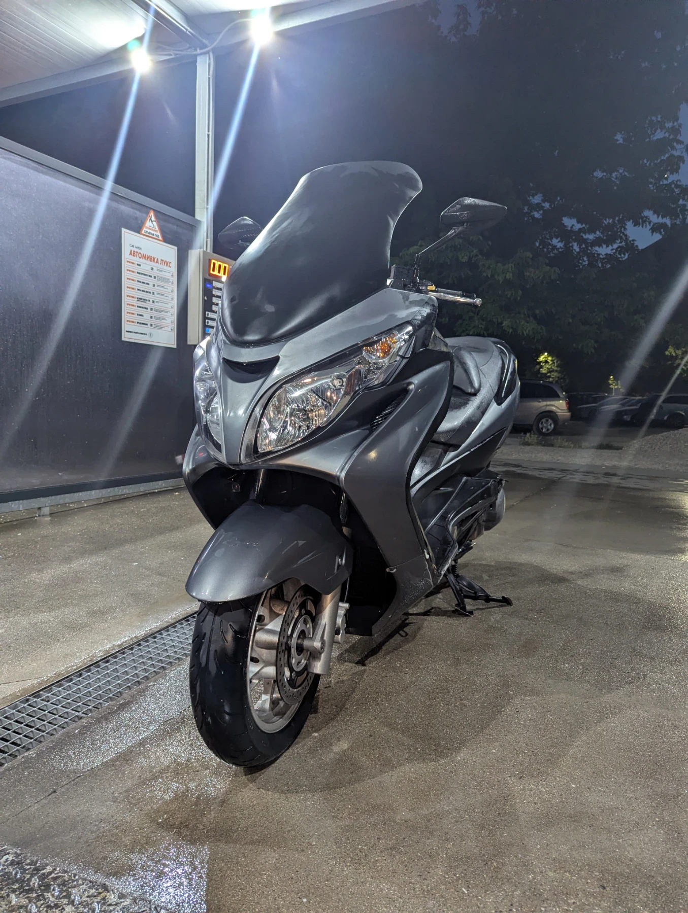 Suzuki Burgman AN400, снимка 4 - Мотоциклети и мототехника - 55093658