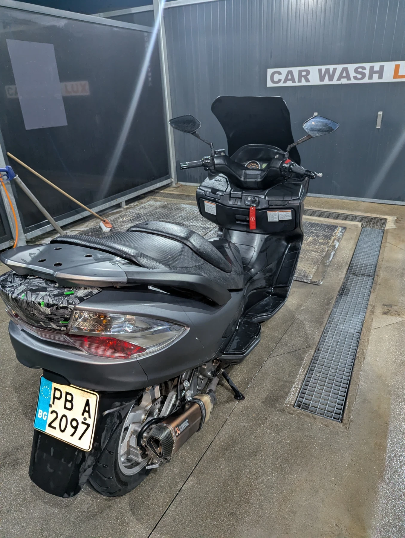 Suzuki Burgman AN400, снимка 8 - Мотоциклети и мототехника - 55093658