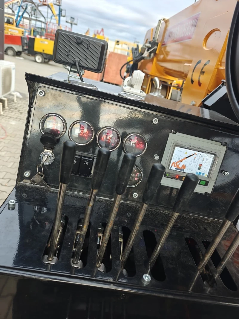 Други специализирани машини Друга Мини кран Bautrax SPC50, снимка 5 - Индустриална техника - 53190544