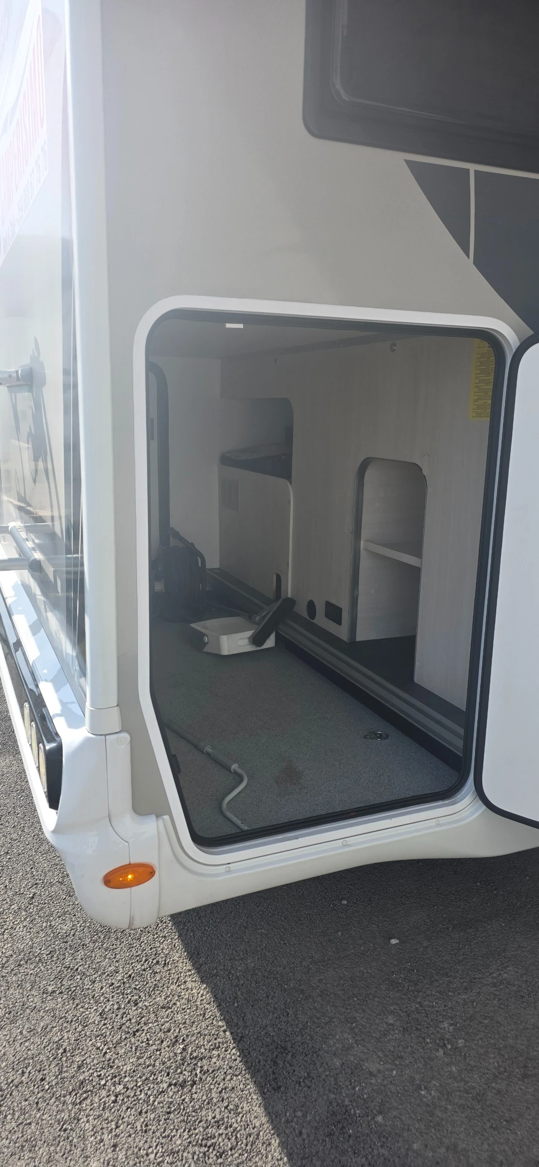 Кемпер Chausson Chausson 777 Titanium, снимка 12 - Каравани и кемпери - 54662266