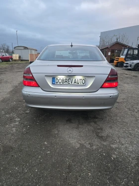 Mercedes-Benz E 320 на части, снимка 4