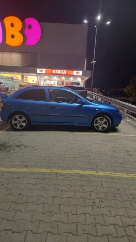 Opel Astra 1.8 16v, снимка 3