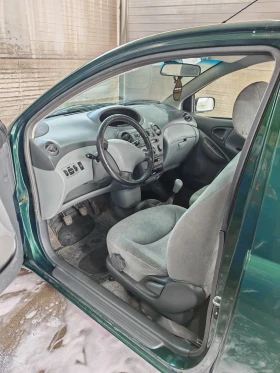 Toyota Yaris, снимка 10