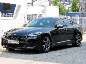 Kia Stinger 2.0* TURBO* AWD* PRATINUM* ХЕДЪП* ОБДУХВАНЕ* КАМЕР, снимка 1