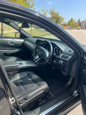 Mercedes-Benz E 220, снимка 12