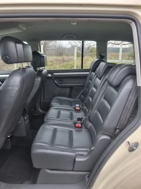 VW Touran 7 местен Автомат! - 10500 лв. / 5368.56 € - 19394389 11