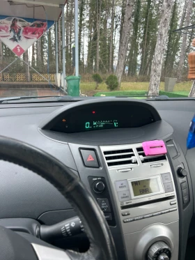 Toyota Yaris - 2300 € / 4498.41 лв. - 85722824 15