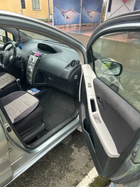 Toyota Yaris - 2300 € / 4498.41 лв. - 85722824 9