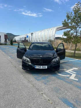 Mercedes-Benz E 220 