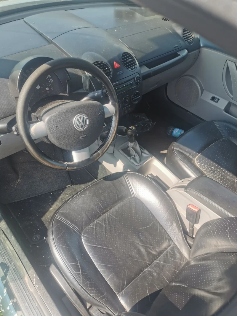 VW New beetle 1.9TDI 101ps klima ITALY, снимка 6 - Автомобили и джипове - 47142857