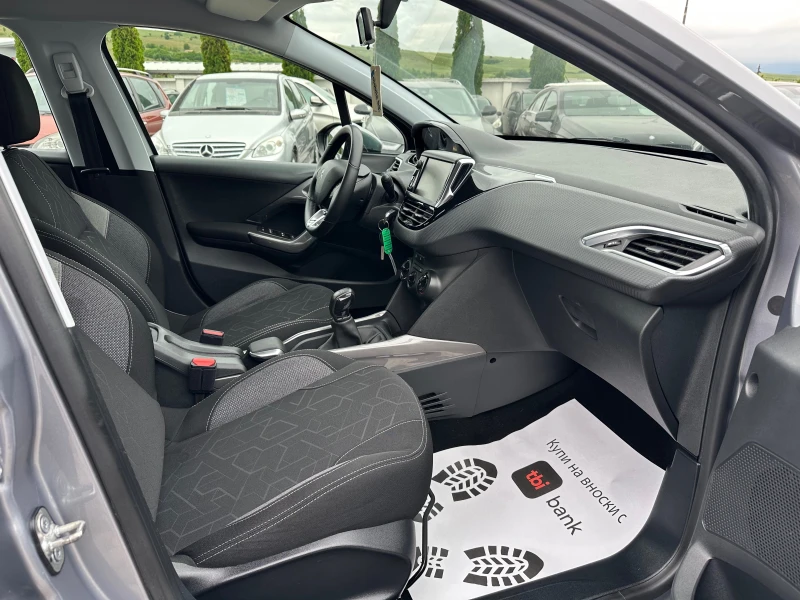 Peugeot 2008 FACELIFT* LED* TOP* , снимка 9 - Автомобили и джипове - 50412635