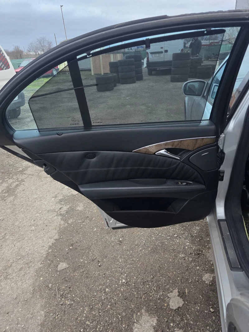 Mercedes-Benz E 270 на части, снимка 7 - Автомобили и джипове - 52696181