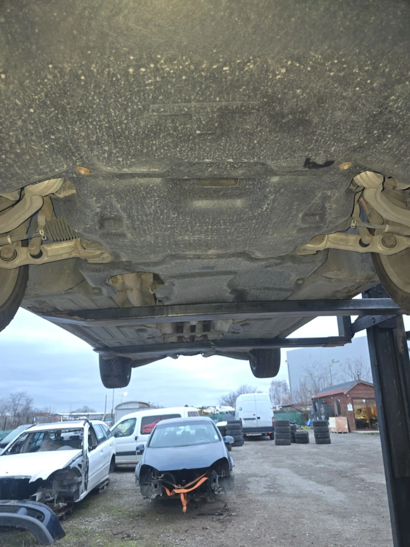 Mercedes-Benz E 270 на части, снимка 12 - Автомобили и джипове - 52696181