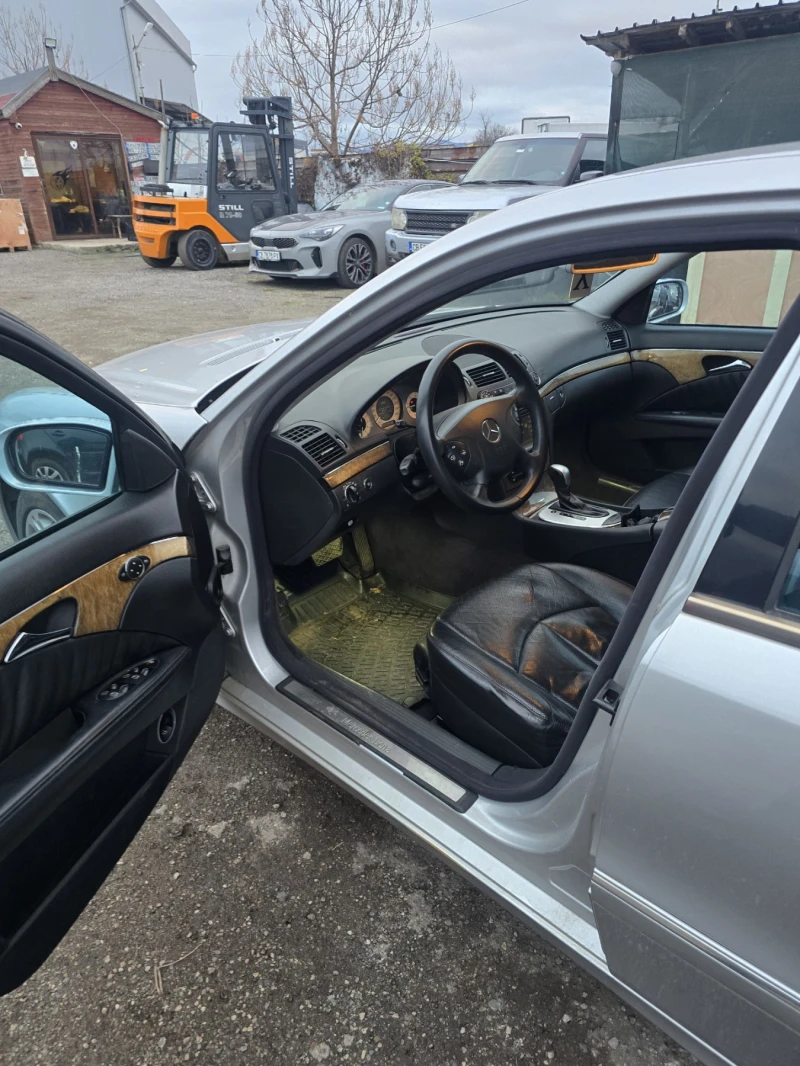 Mercedes-Benz E 270 на части, снимка 6 - Автомобили и джипове - 52696181