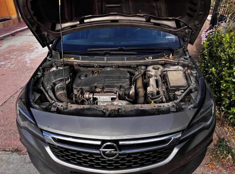 Opel Astra, снимка 11 - Автомобили и джипове - 52995391