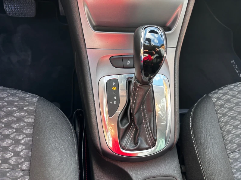 Opel Astra, снимка 2 - Автомобили и джипове - 52995391