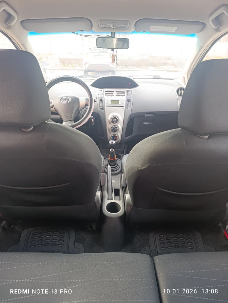 Toyota Yaris, снимка 8 - Автомобили и джипове - 53056158