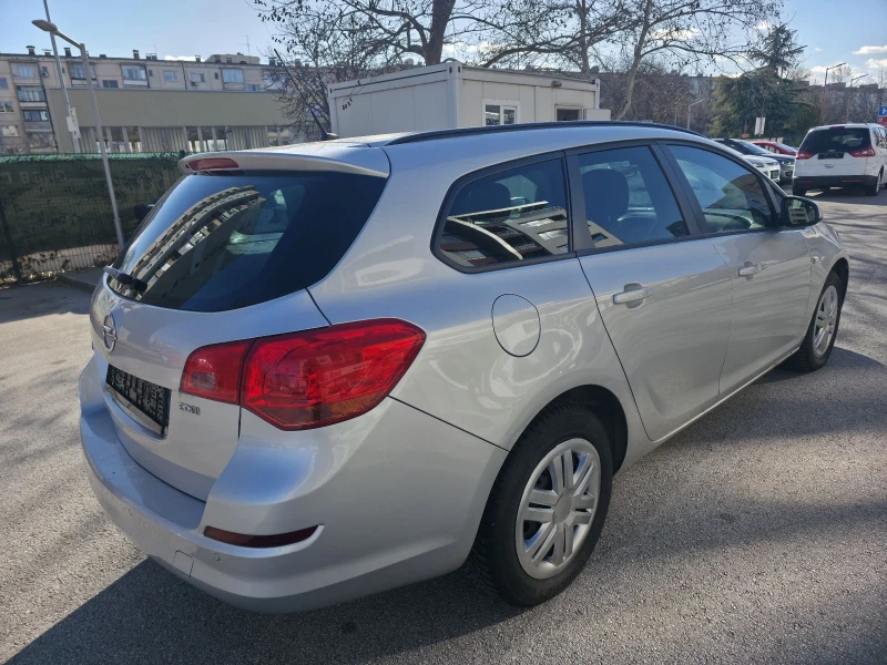 Opel Astra 1.7 CDTI, снимка 6 - Автомобили и джипове - 53076489