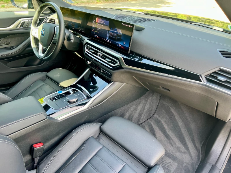 BMW i4, снимка 16 - Автомобили и джипове - 53179728