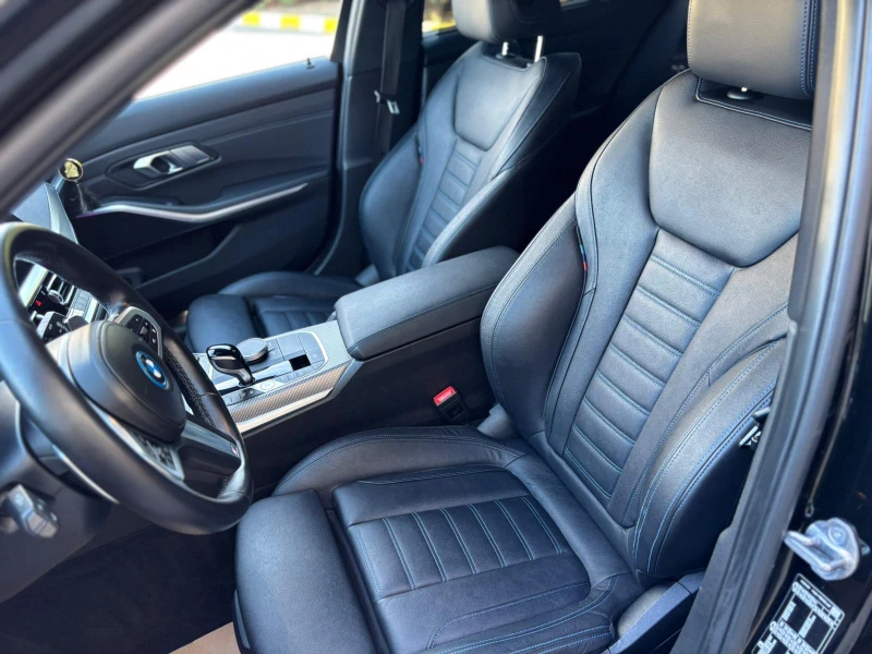 BMW 330 330e M Sport Shadow Line xDrive Plug in Hybrid, снимка 9 - Автомобили и джипове - 53353601