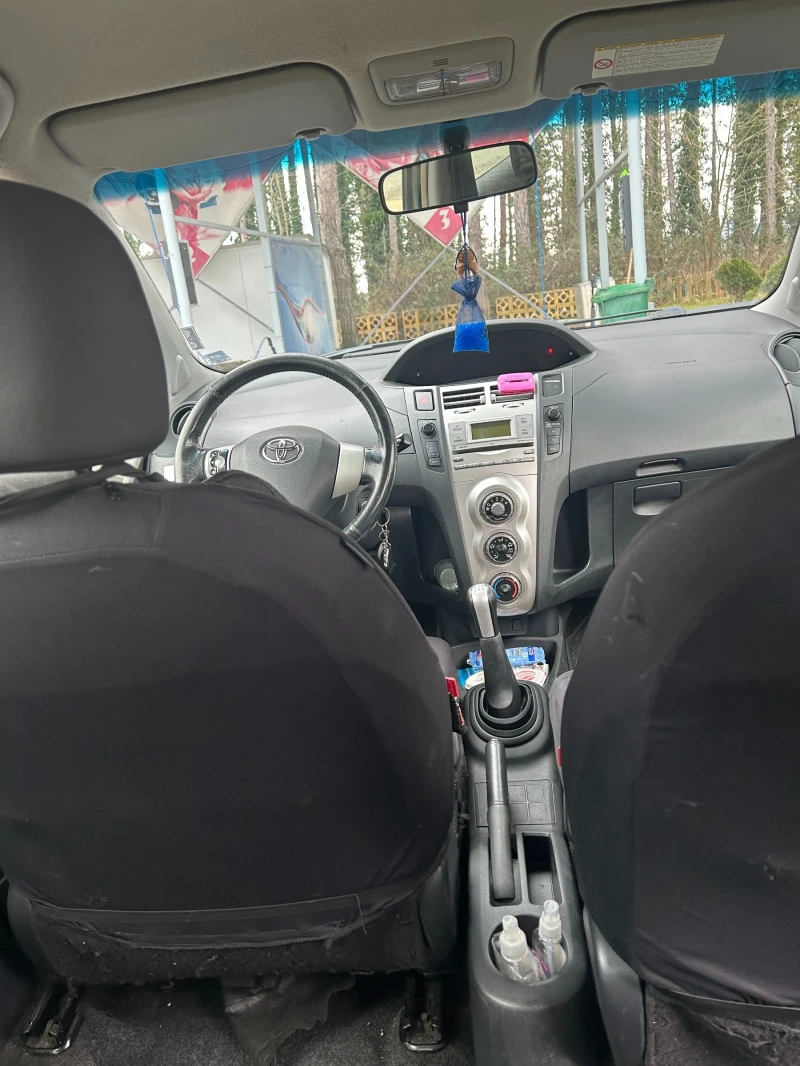 Toyota Yaris, снимка 11 - Автомобили и джипове - 53446411
