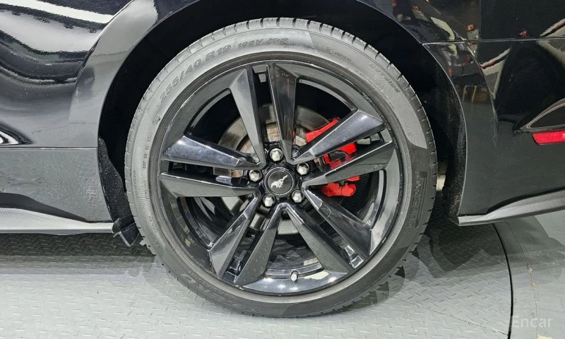 Ford Mustang, снимка 5 - Автомобили и джипове - 53456444