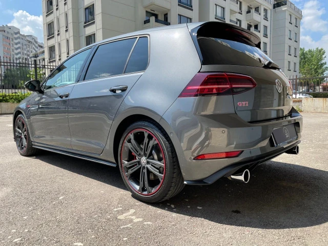 VW Golf GTI PERFORMANCE , снимка 14 - Автомобили и джипове - 49503322