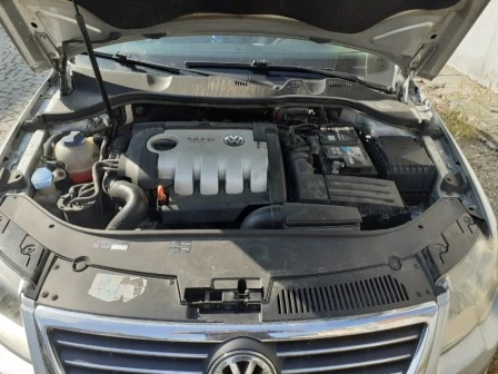 VW Passat 2, 0 TDI, снимка 7 - Автомобили и джипове - 49582777