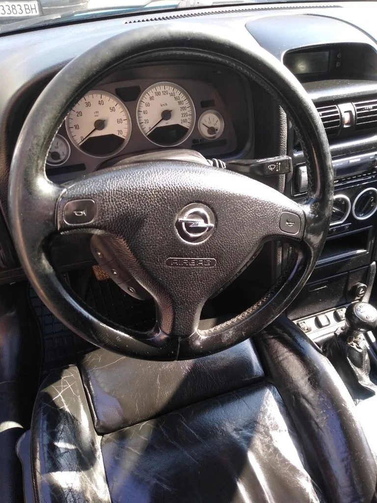 Opel Astra 1.8 16v, снимка 12 - Автомобили и джипове - 53756269