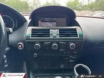 BMW 650 РЪЧНА СКОРОСТНА КУТИЯ* HEAD-UP* ПОДГРЕВ* CARFAX , снимка 14 - Автомобили и джипове - 55420273