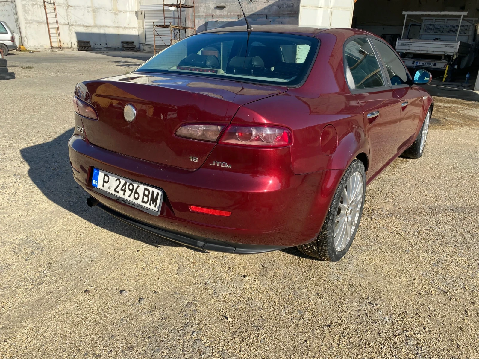 Alfa Romeo 159 1.9 jtdm - изображение 3