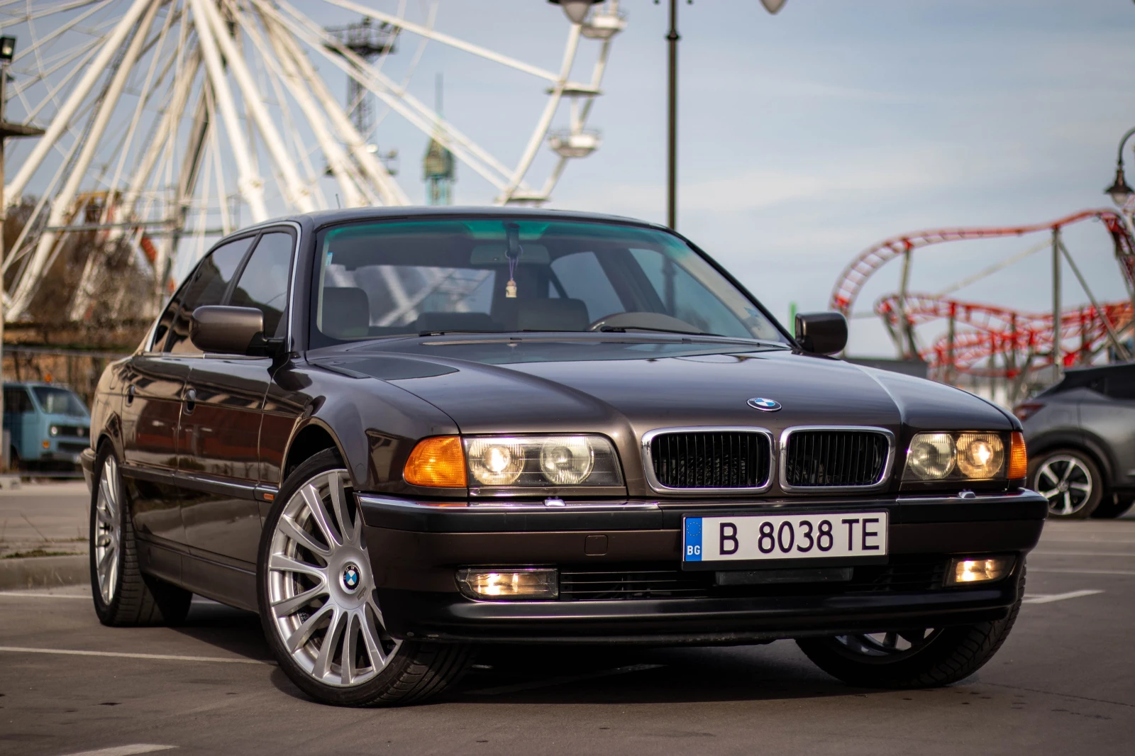 BMW 740 iL - изображение 2