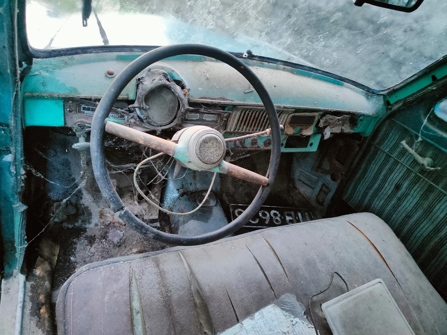 Moskvich 407 1.4i - изображение 8