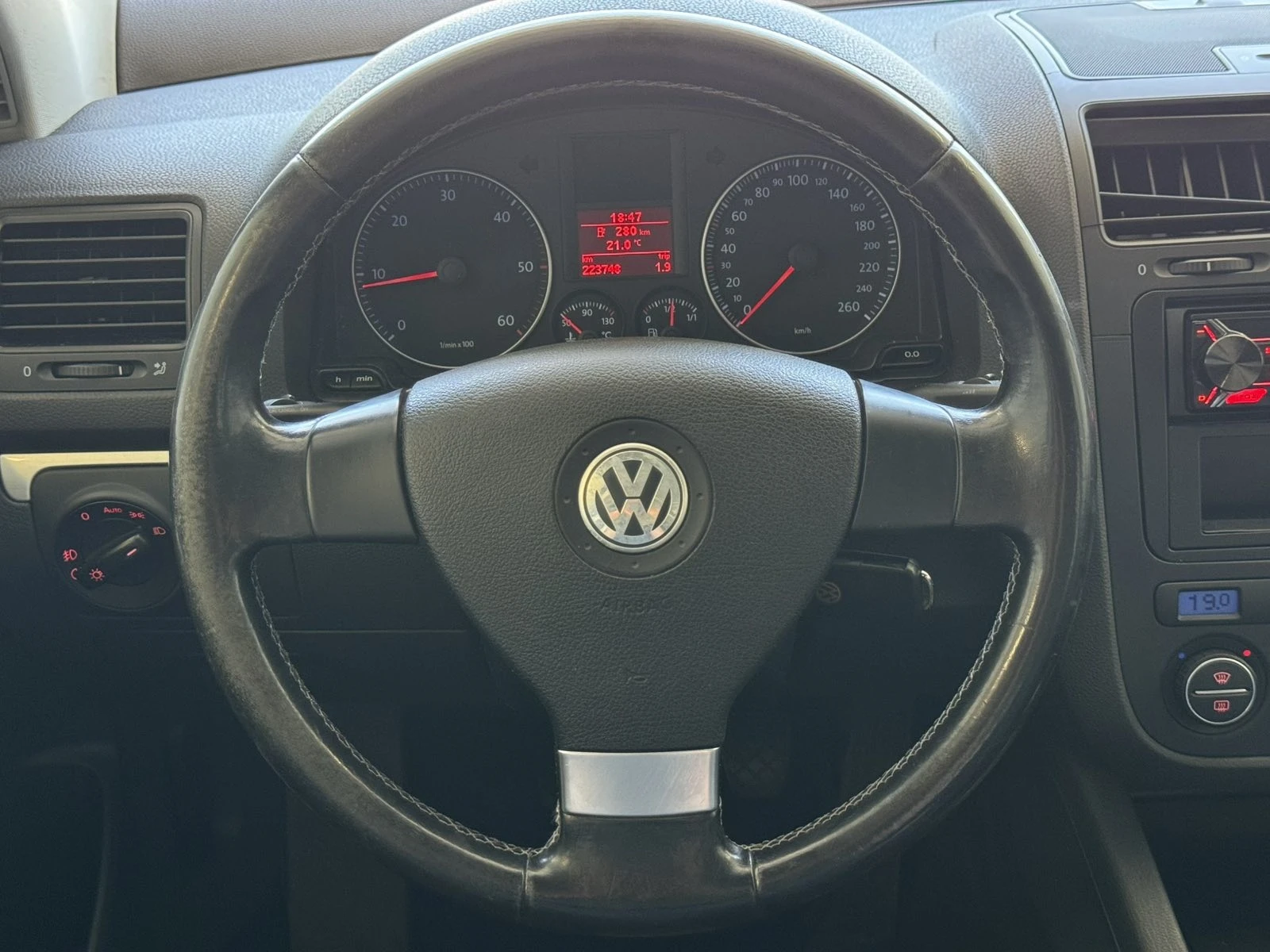 VW Golf 1.9 TDI  - изображение 10