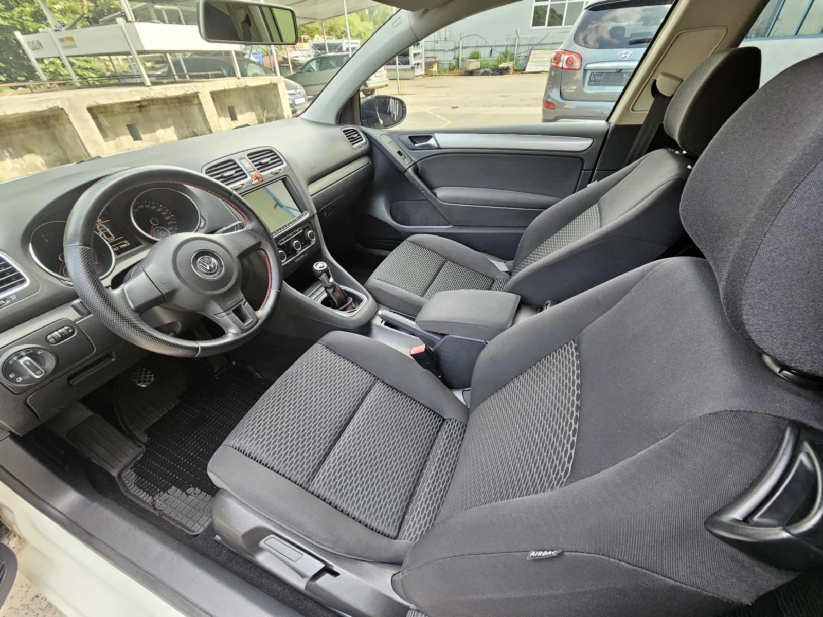 VW Golf 1.6 tdi - изображение 3