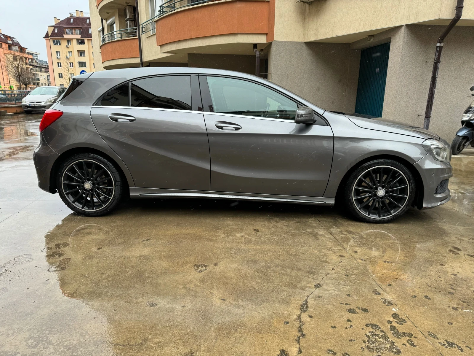 Mercedes-Benz A 250 W176 - изображение 4