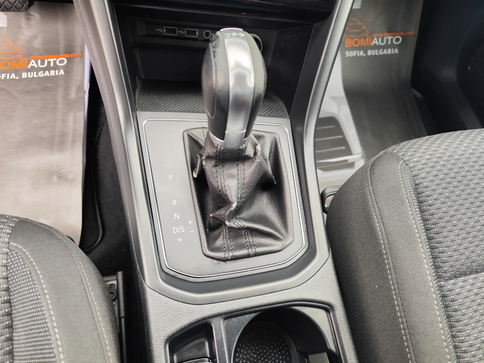 VW Touran 2.0TDi* АВТОМАТИК* 7 МЕСТА* NAVI* APP* EURO6B*  - изображение 10