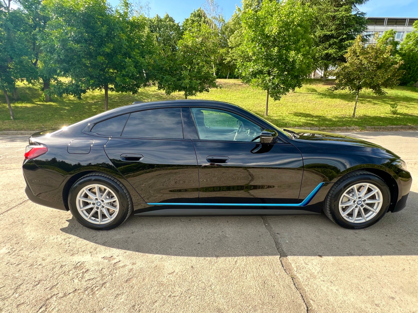BMW i4 | Mobile.bg � ����������� 8