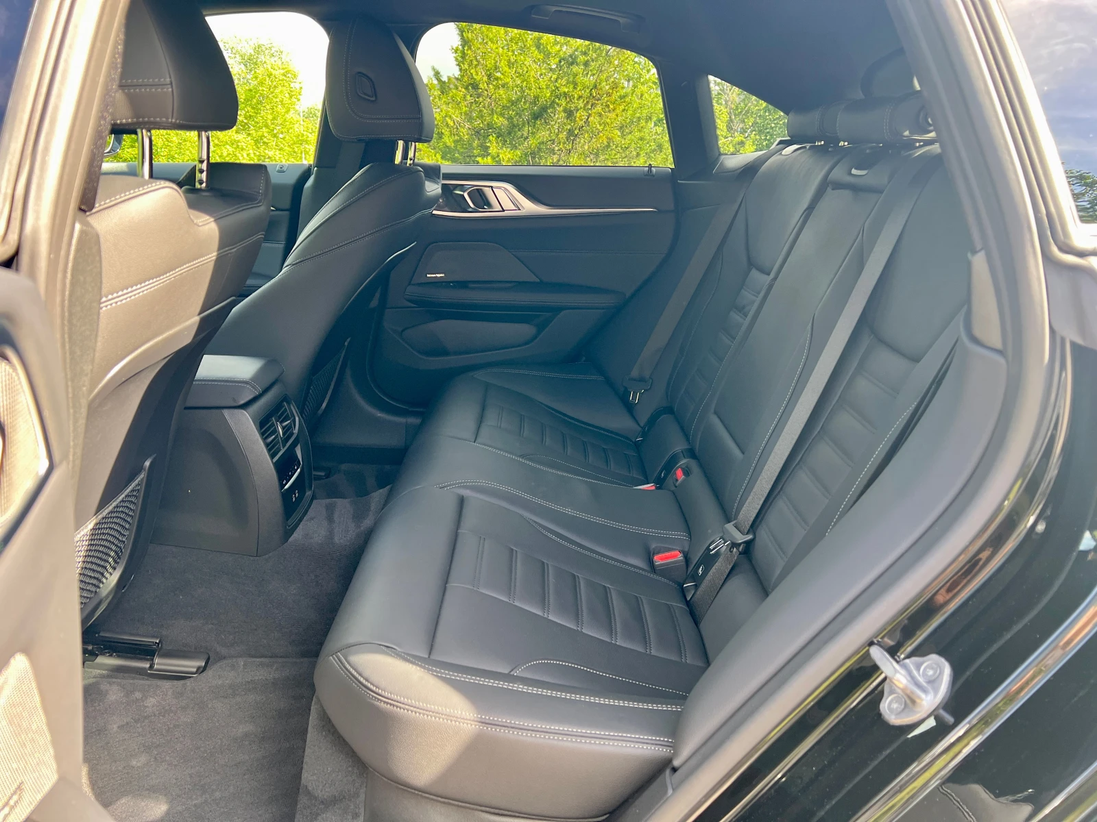 BMW i4 | Mobile.bg � ����������� 11