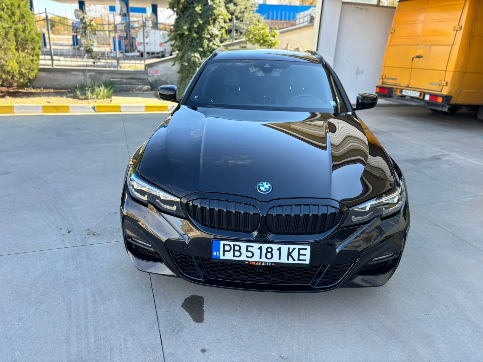 BMW 330 330e M Sport Shadow Line xDrive Plug in Hybrid - изображение 2