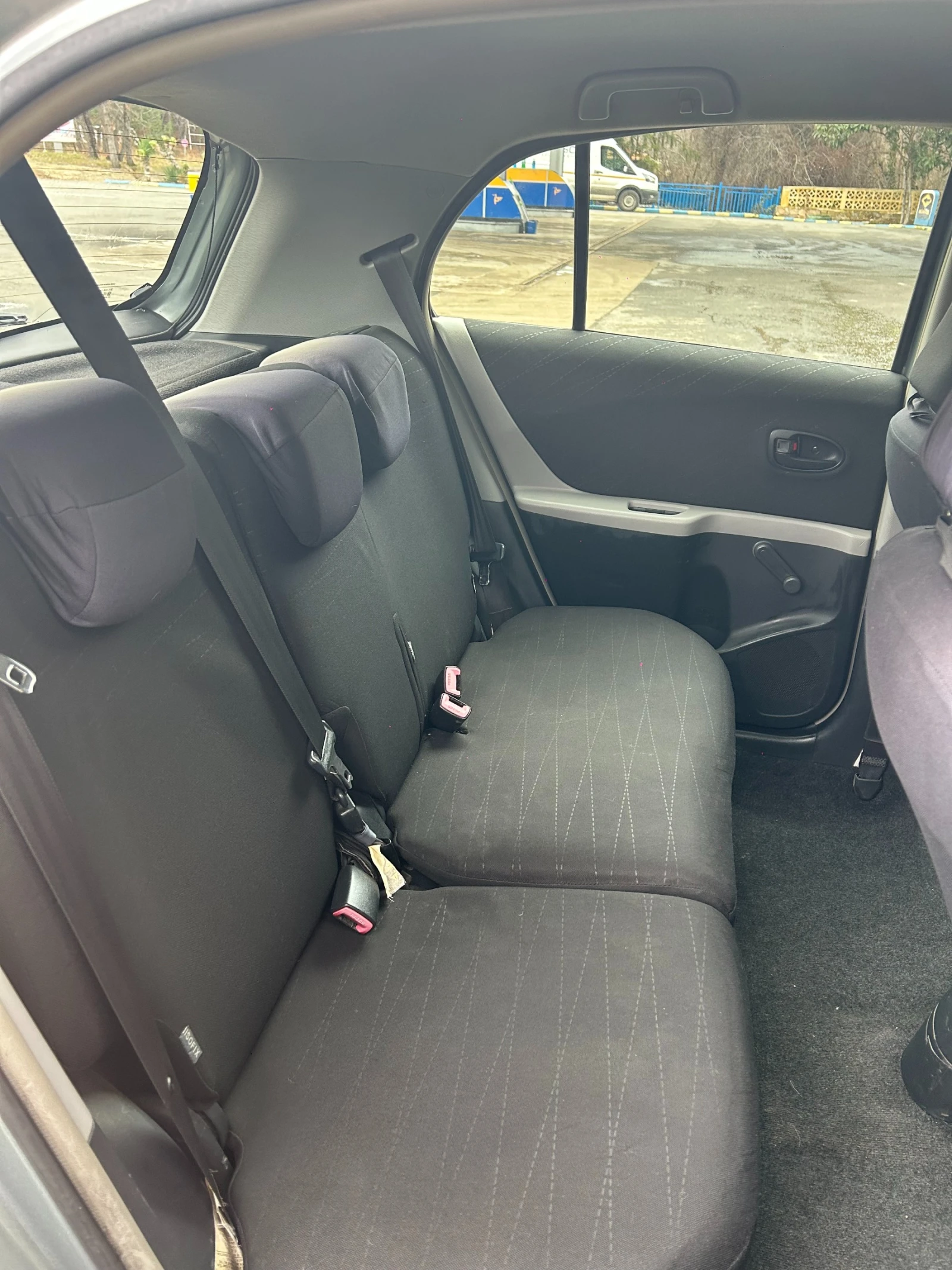 Toyota Yaris | Mobile.bg � ����������� 10