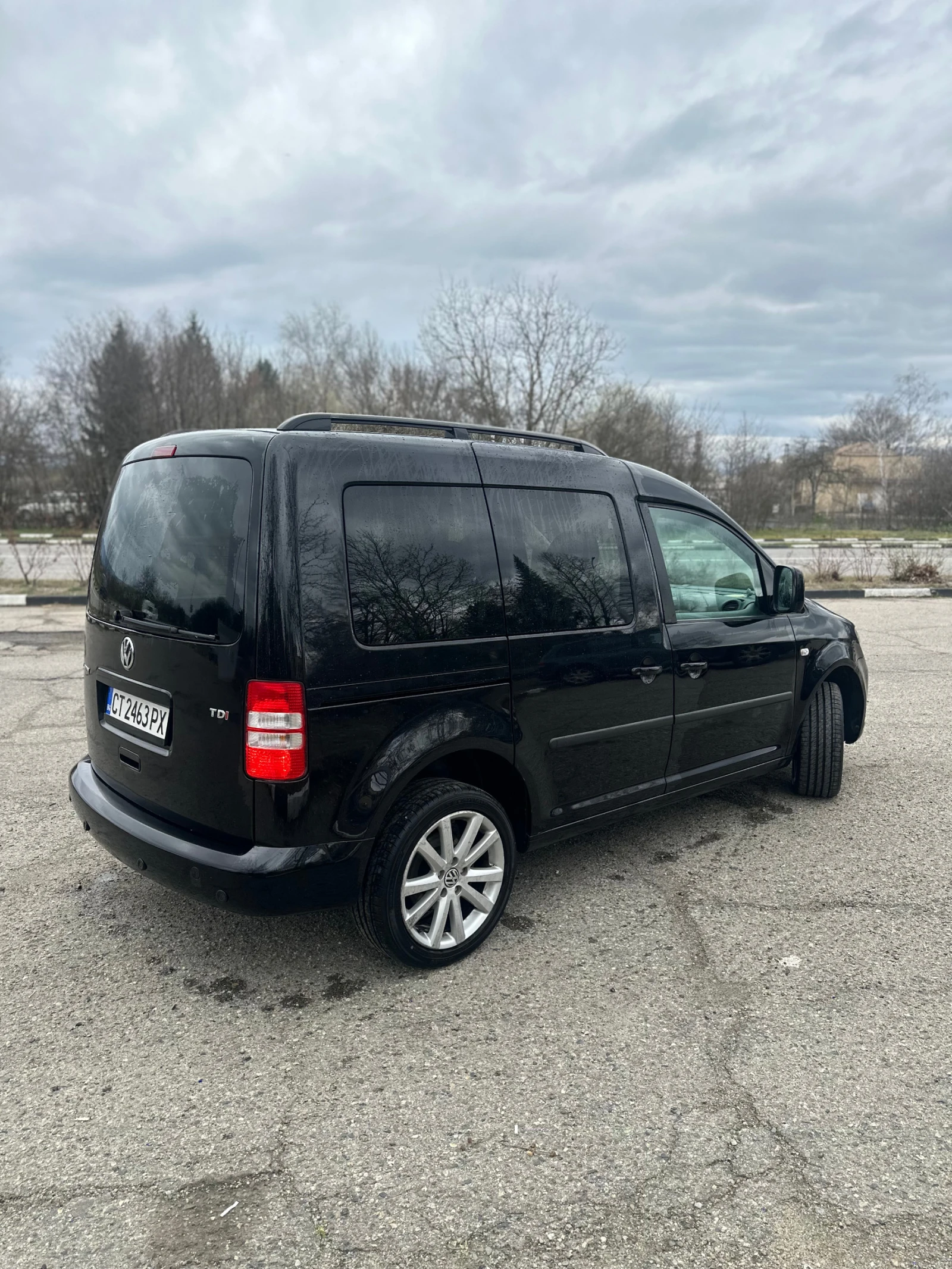 VW Caddy, снимка 2 - Автомобили и джипове - 53683500