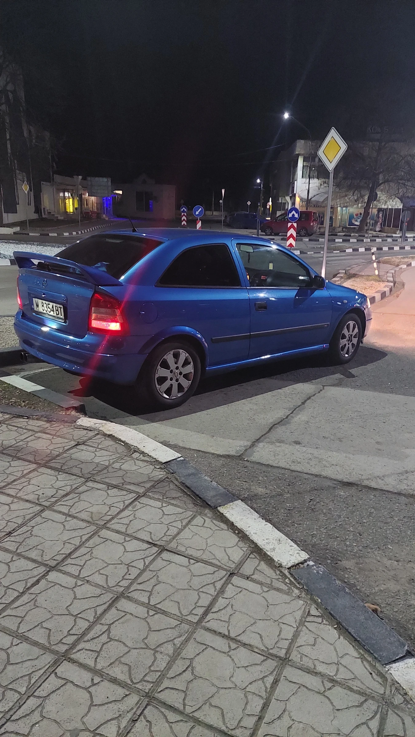 Opel Astra 1.8 16v, снимка 17 - Автомобили и джипове - 53756269