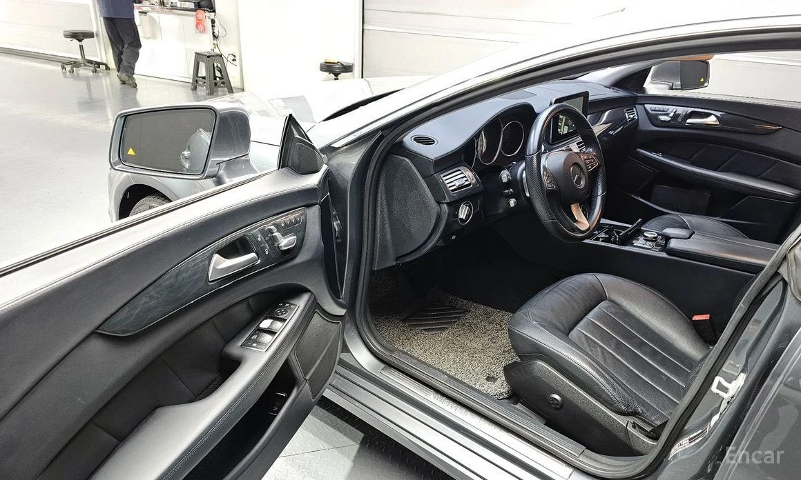 Mercedes-Benz CLS 250, снимка 10 - Автомобили и джипове - 53735724