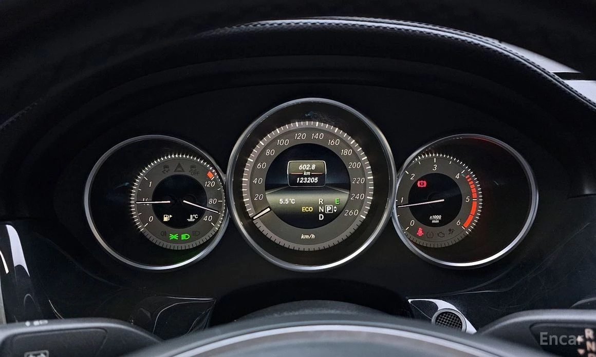 Mercedes-Benz CLS 250, снимка 8 - Автомобили и джипове - 53735724