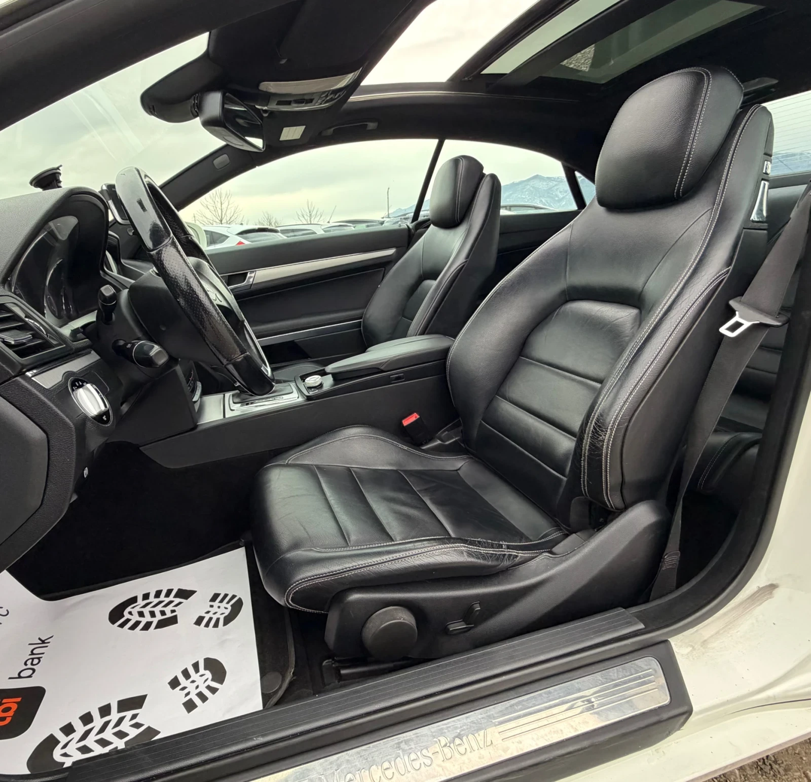 Mercedes-Benz E 350 3.5CDi 231кс * Камера* * Панорама* * Навигация* , снимка 12 - Автомобили и джипове - 53840839