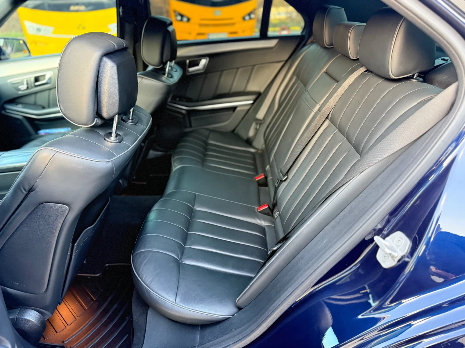 Mercedes-Benz E 350 350CDI Masaj* Navigacia* Kamera* Koja* Distronic, снимка 13 - Автомобили и джипове - 53885187