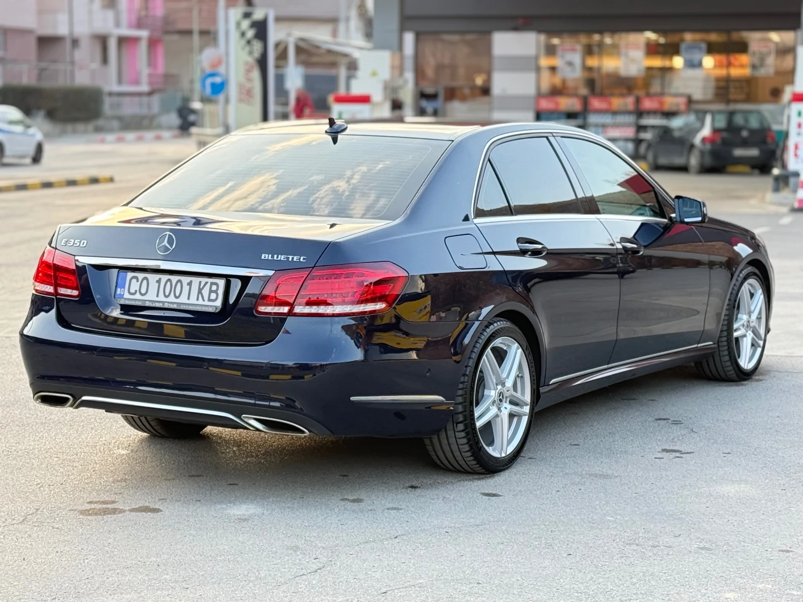 Mercedes-Benz E 350 350CDI Masaj* Navigacia* Kamera* Koja* Distronic, снимка 7 - Автомобили и джипове - 53885187