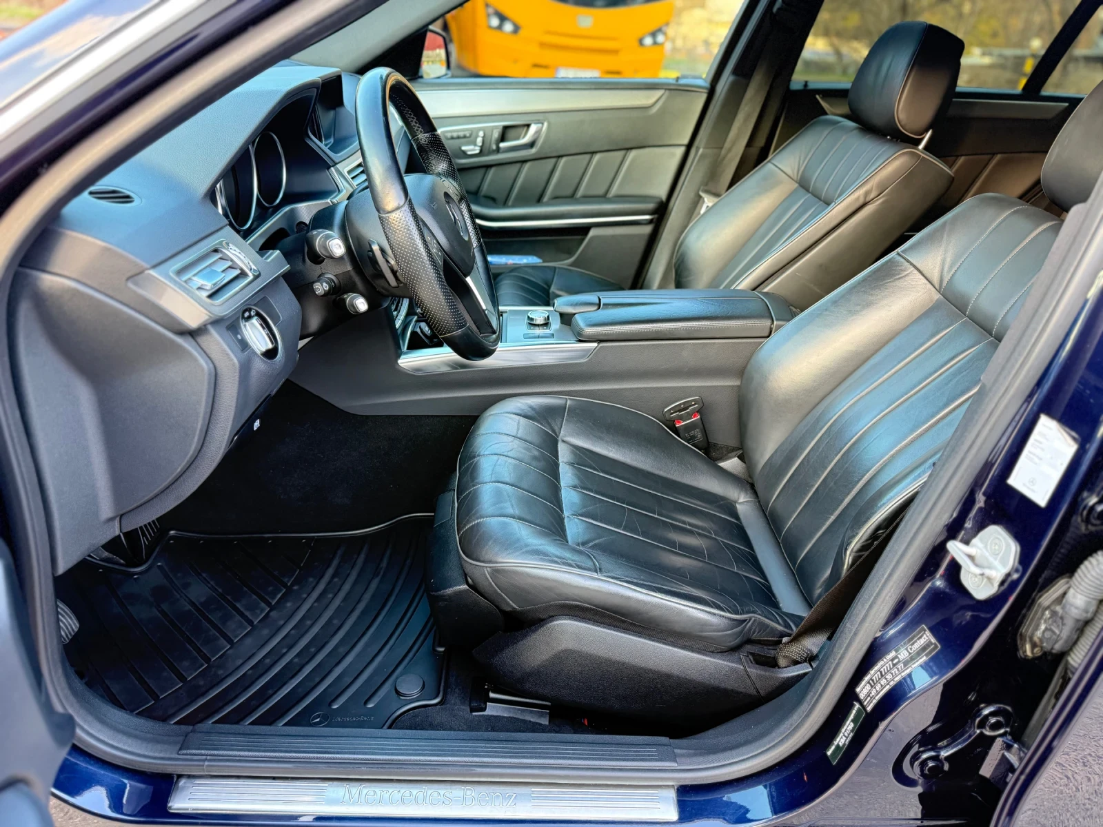 Mercedes-Benz E 350 350CDI Masaj* Navigacia* Kamera* Koja* Distronic, снимка 11 - Автомобили и джипове - 53885187