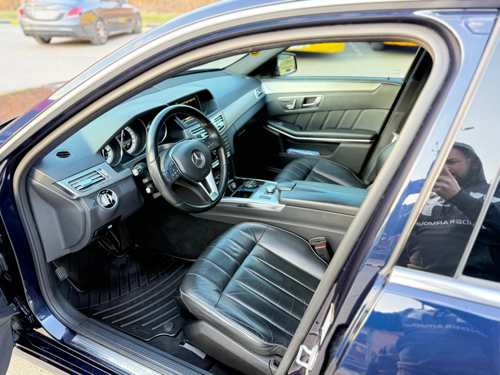 Mercedes-Benz E 350 350CDI Masaj* Navigacia* Kamera* Koja* Distronic, снимка 10 - Автомобили и джипове - 53885187